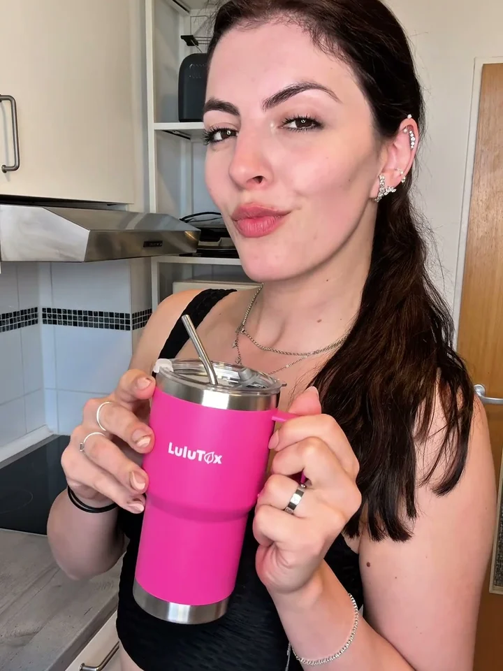 A creator with her Lulutox tumbler in the kitchen